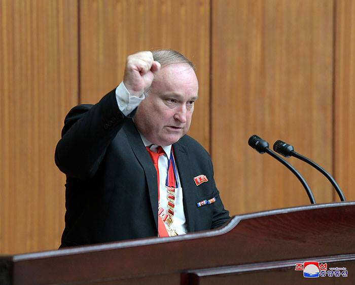 41303867_735562836787438_3597944612674600960_n