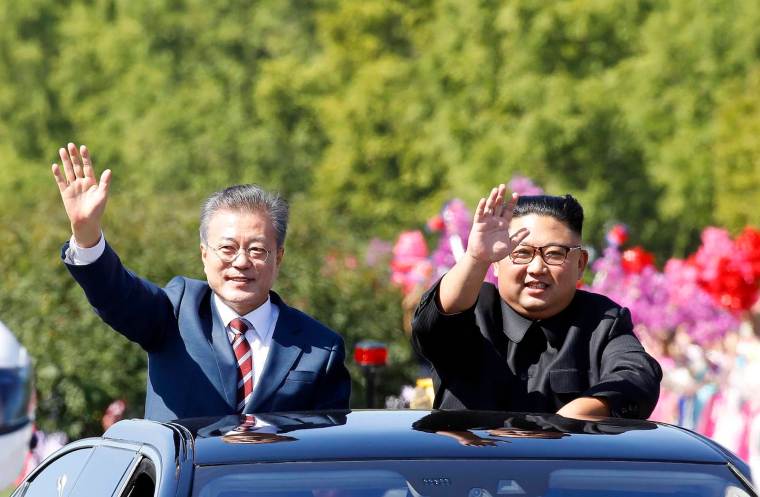 North And South Korean Leaders Meet For Third Summit In Pyonyang